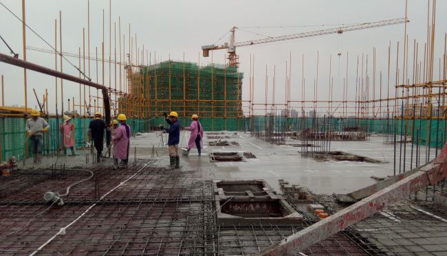 施工現(xiàn)場。韋冬影 攝.jpg