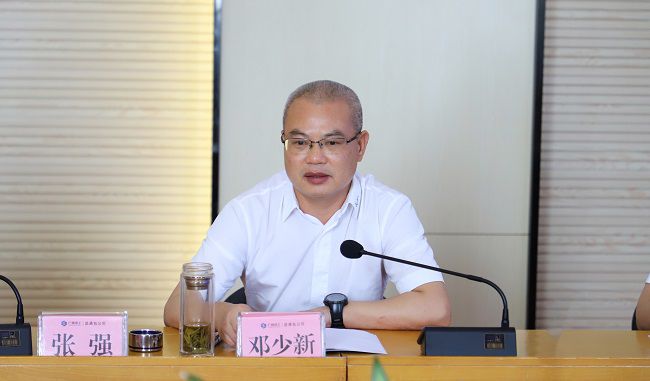 鄧少新講話。 鄭詩(shī)寶 攝（修）.jpg
