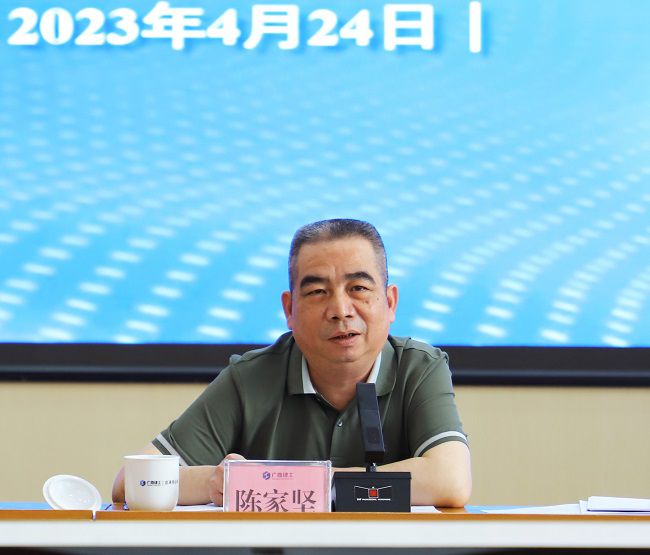 陳家堅講話。鄭詩寶 攝000。.jpg