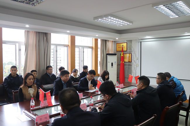 岑廷義宣貫人事任免決定。楊明皓 攝（修圖）.jpg