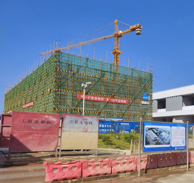 金橋市場三期項目(A地塊)綜合樓工程。吳泳錦 攝（修圖）.jpg