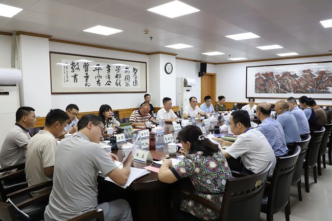 會(huì)議現(xiàn)場(chǎng)。施朝寧 攝（修圖）.jpg